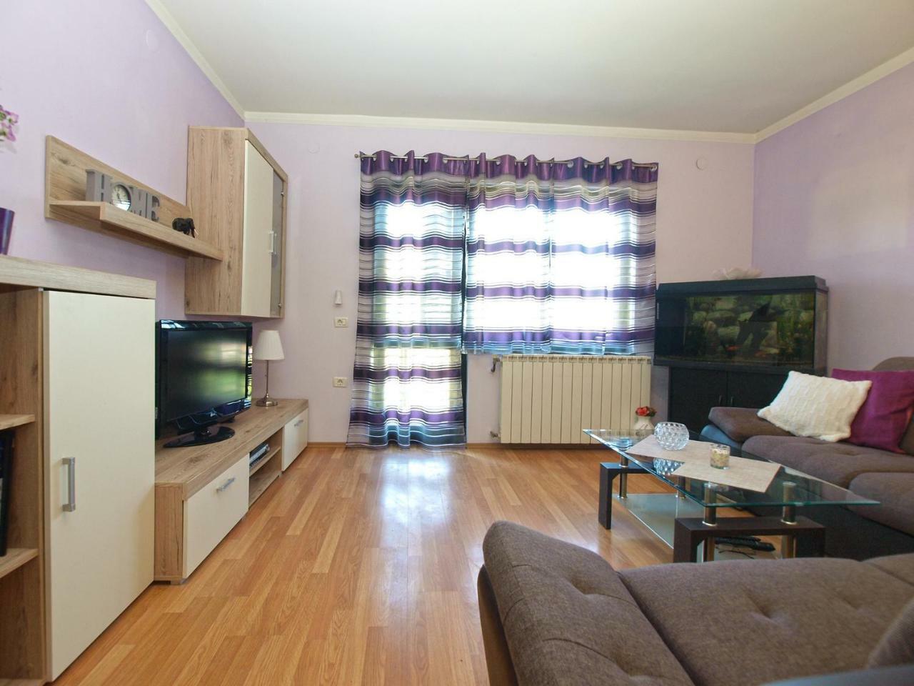 Apartment Nadia 1844 Póla Kültér fotó